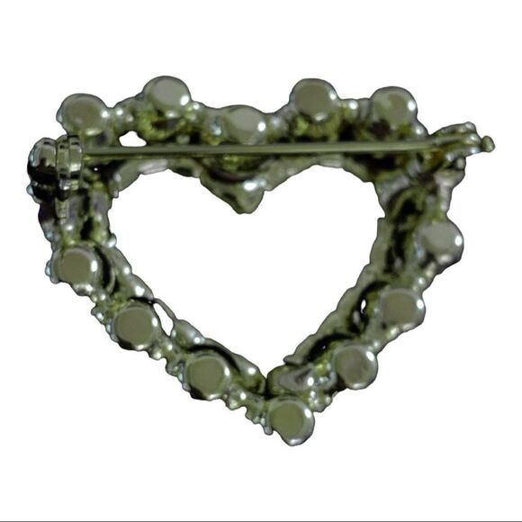 Vintage Red faceted  crystal heart pin - Picture 2 of 6